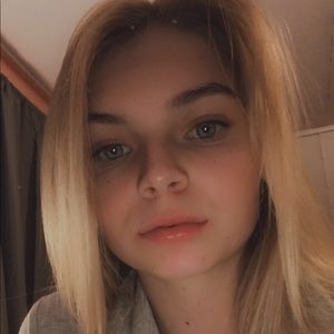 Meet your Posher, Abigail